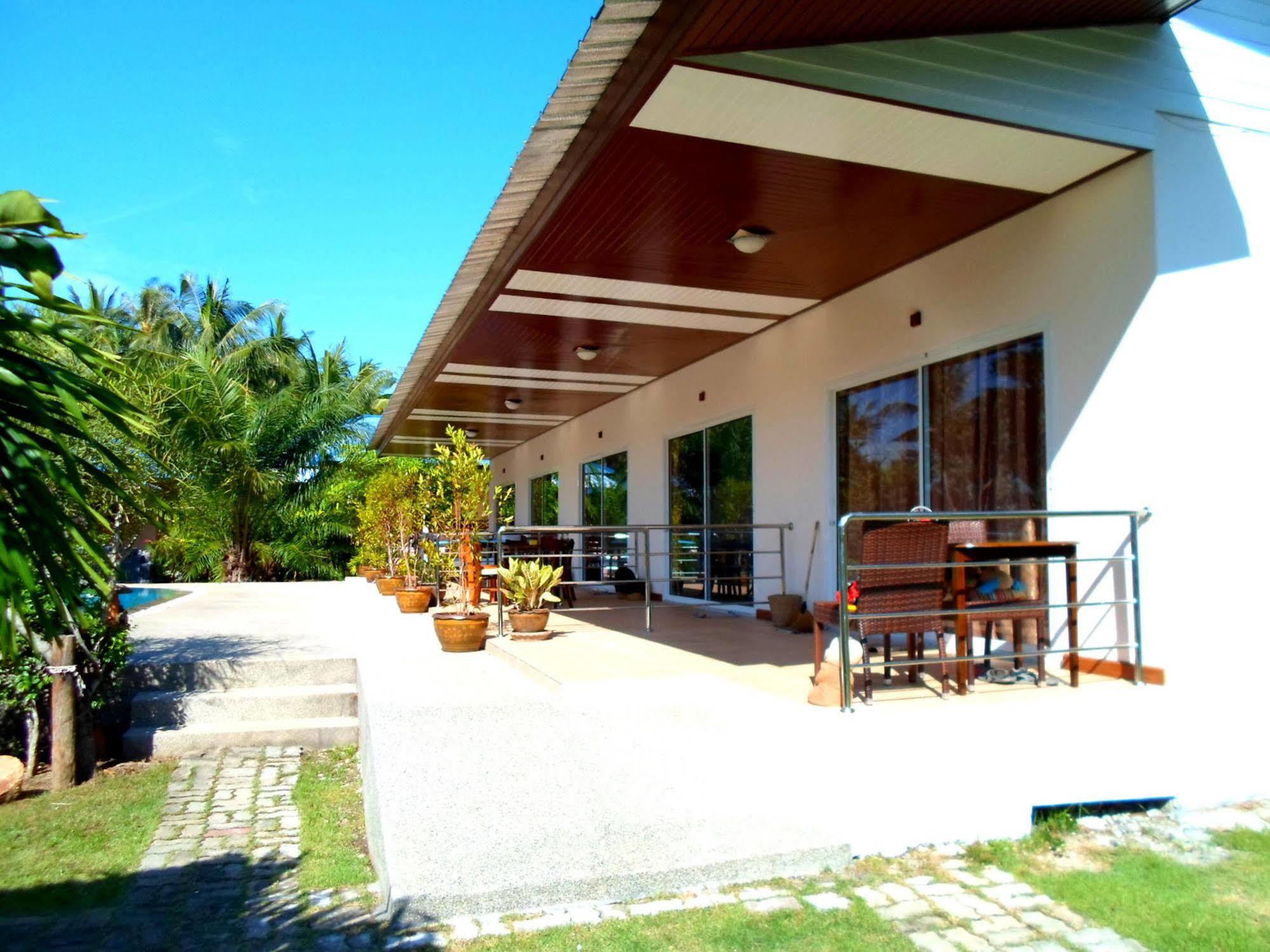 Baan Kuasakul Resort Mae Nam Bagian luar foto