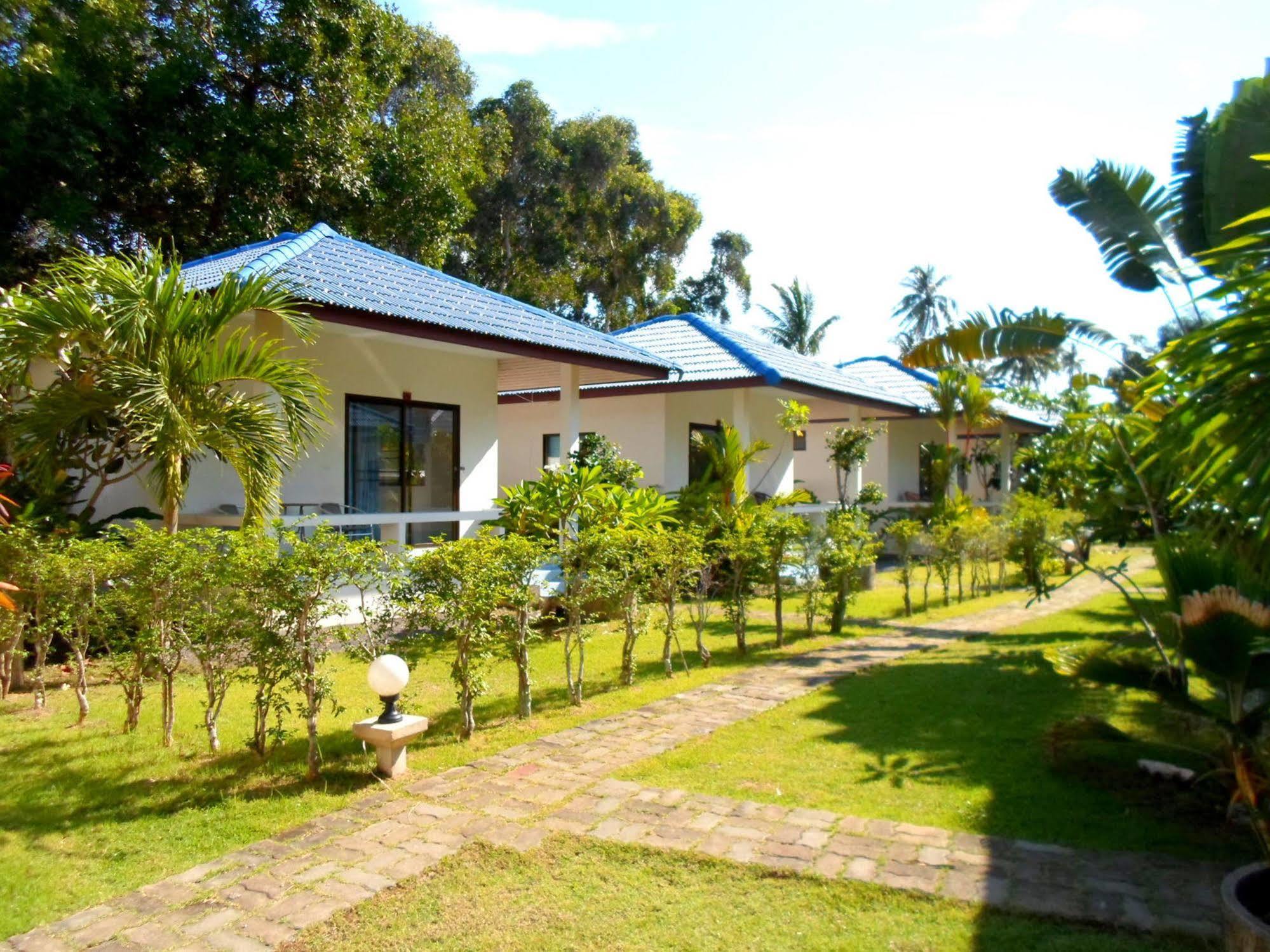 Baan Kuasakul Resort Mae Nam Bagian luar foto