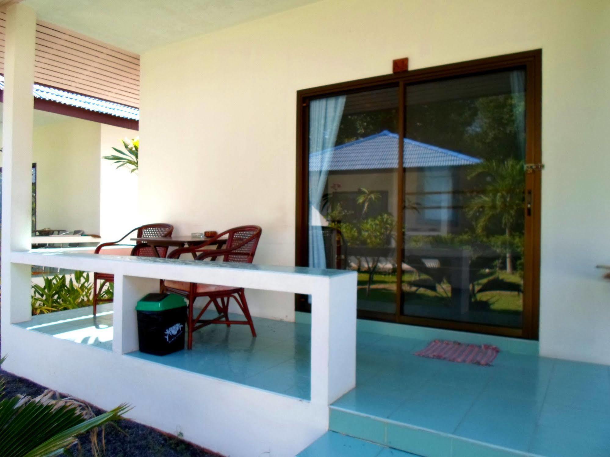 Baan Kuasakul Resort Mae Nam Bagian luar foto