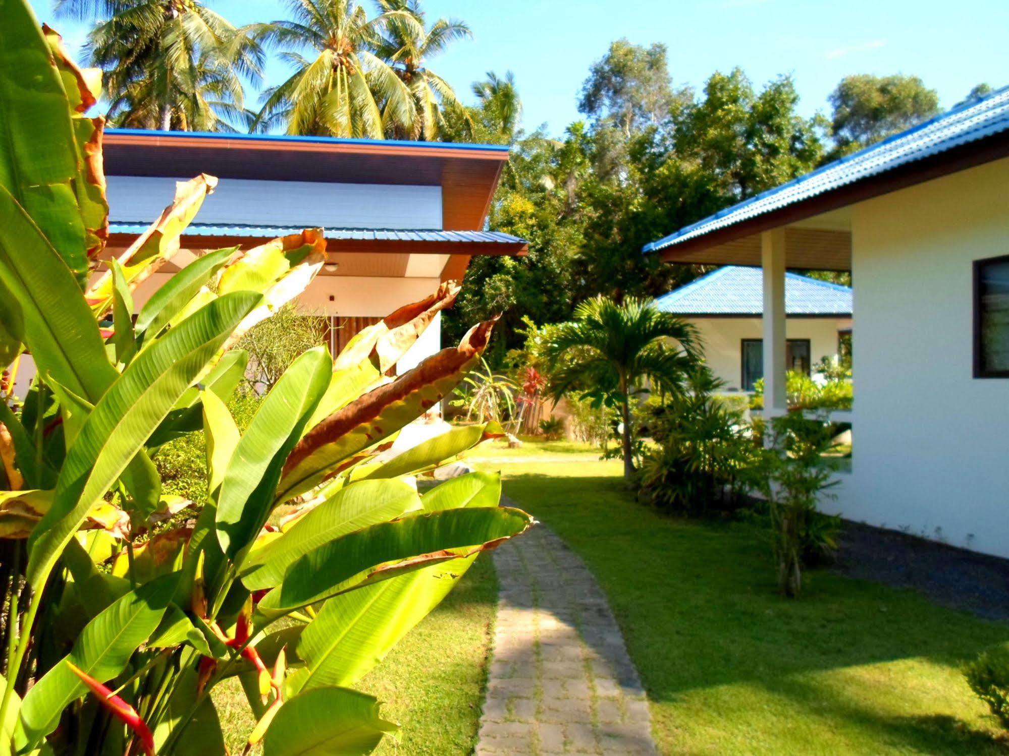 Baan Kuasakul Resort Mae Nam Bagian luar foto