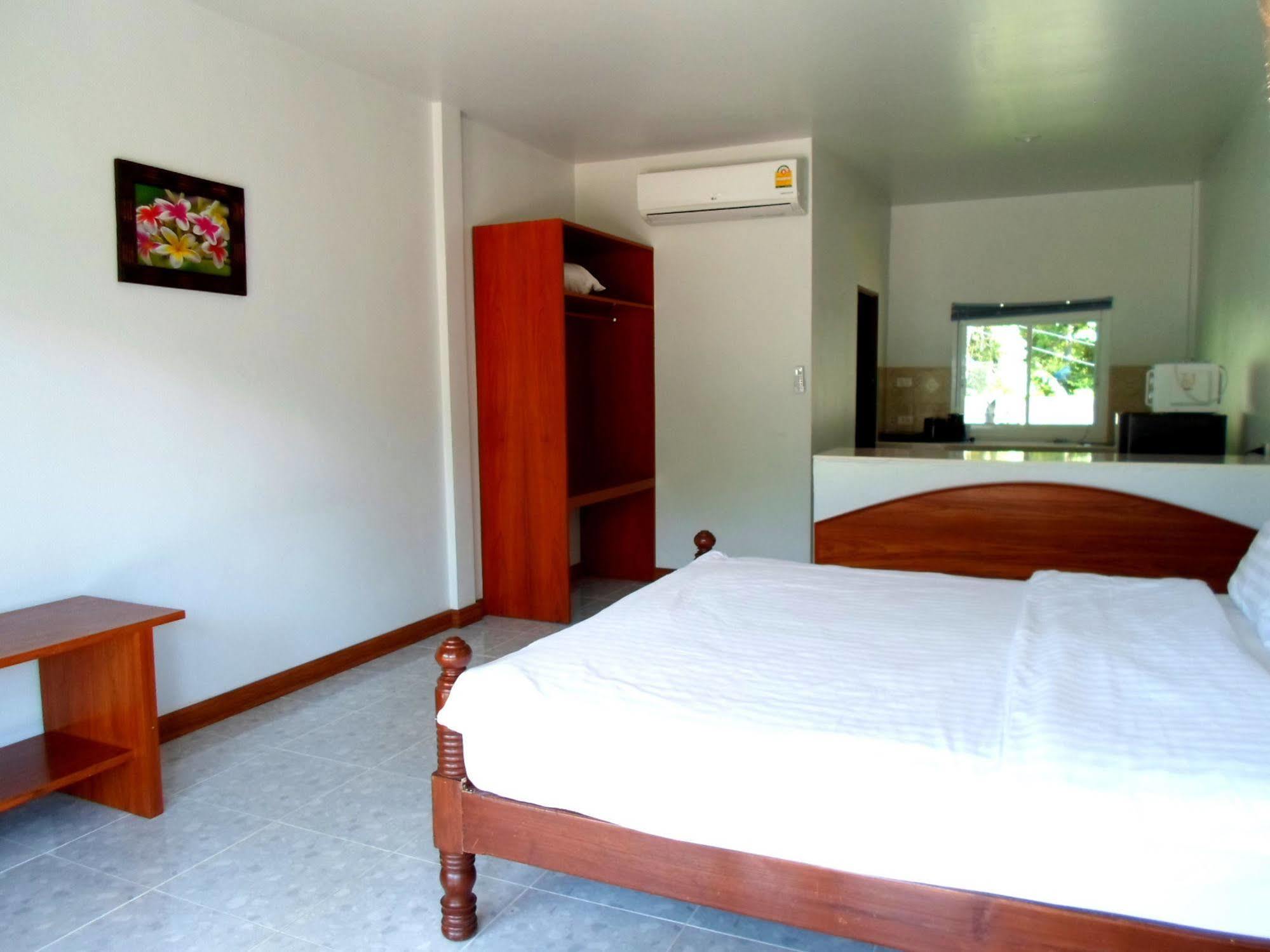 Baan Kuasakul Resort Mae Nam Bagian luar foto