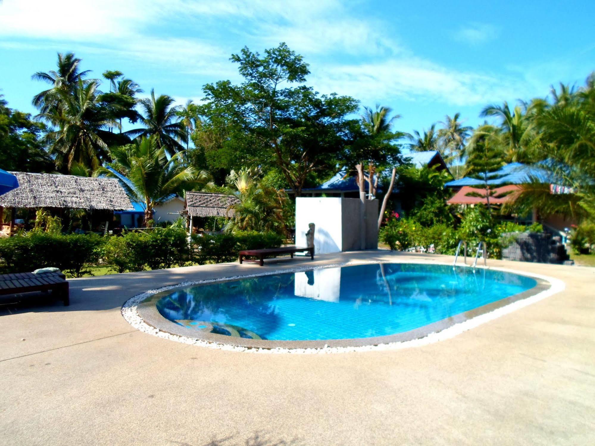 Baan Kuasakul Resort Mae Nam Bagian luar foto