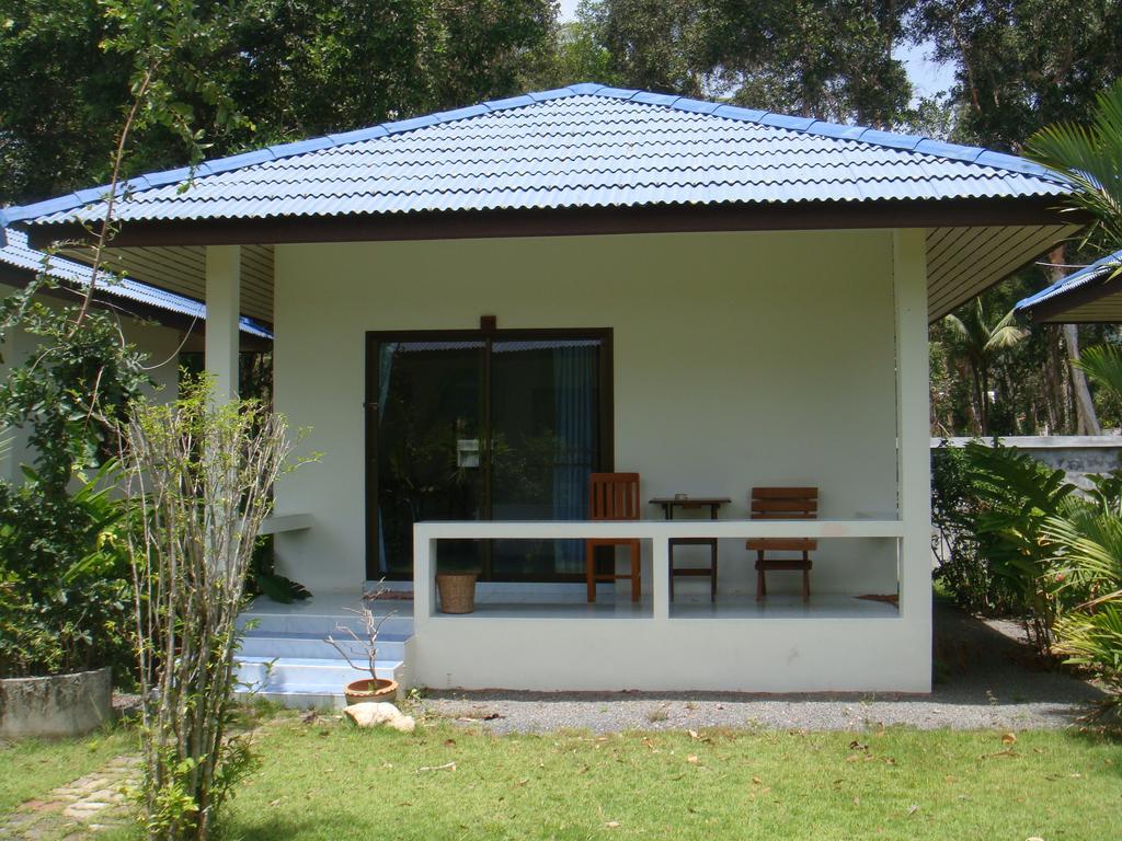 Baan Kuasakul Resort Mae Nam Bagian luar foto